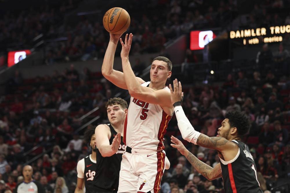 运动员们在 运动员们在